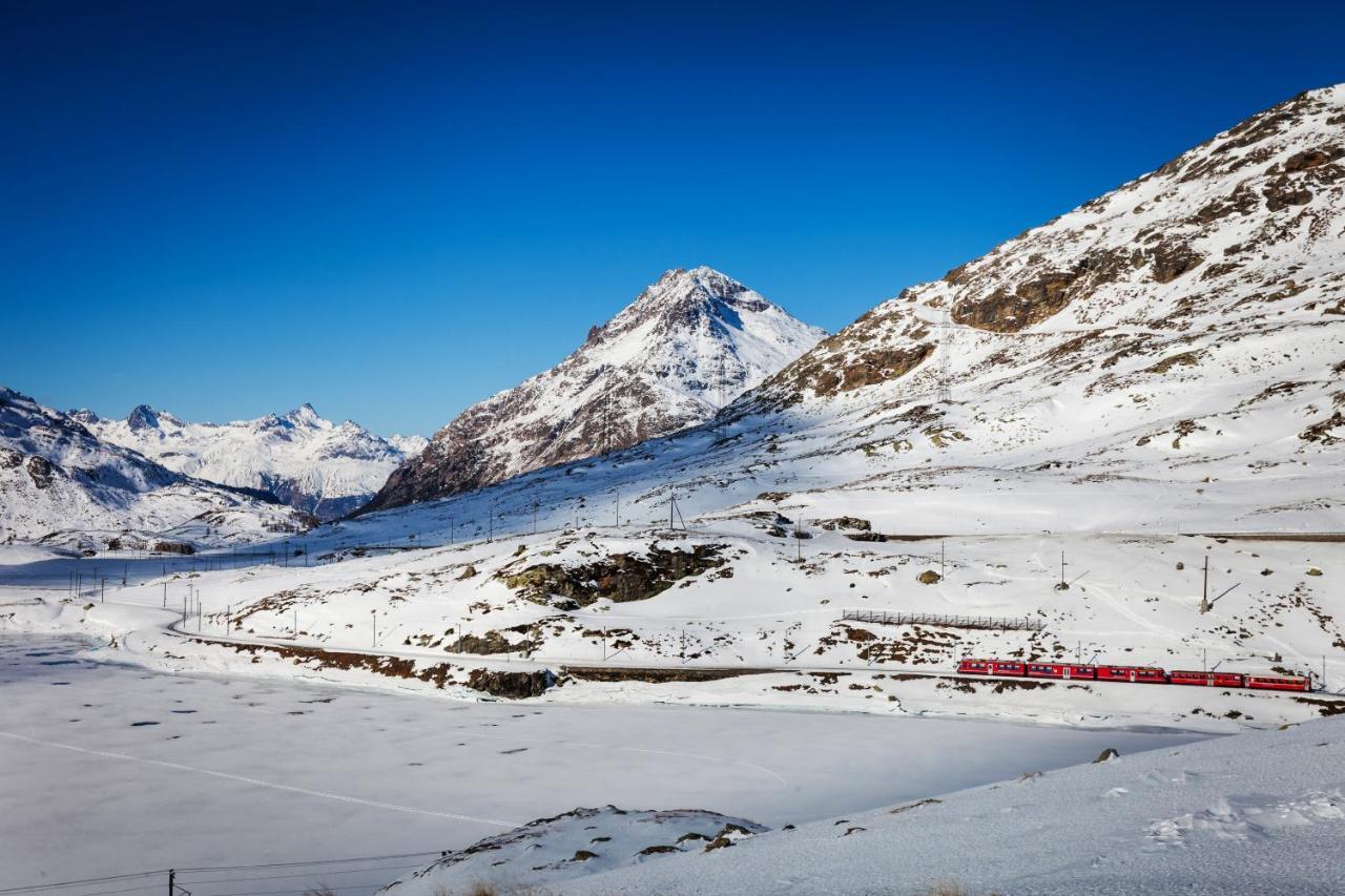 Schloss Hotel & Spa Pontresina Luaran gambar